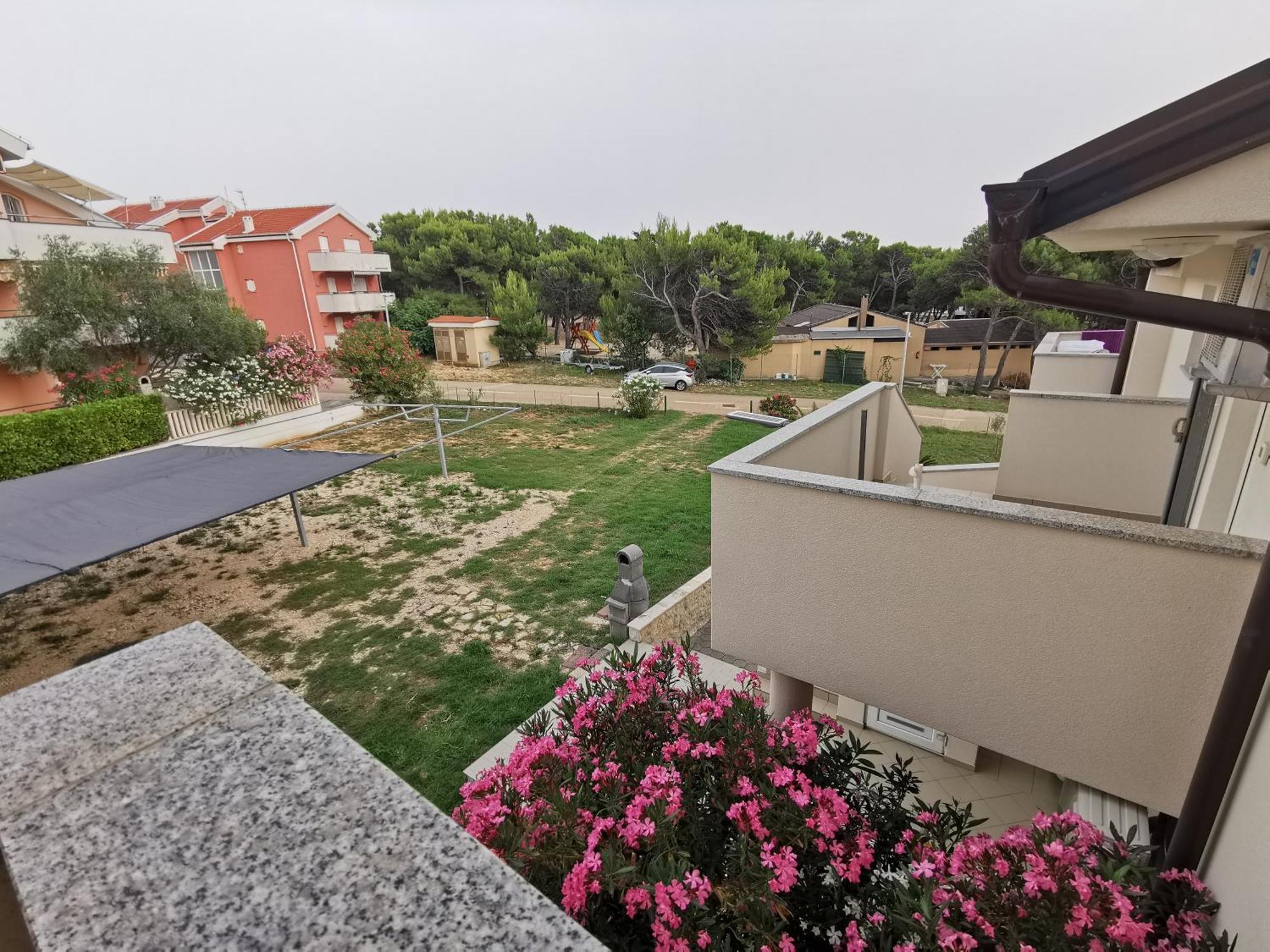 Apartments Riva Povljana Bagian luar foto